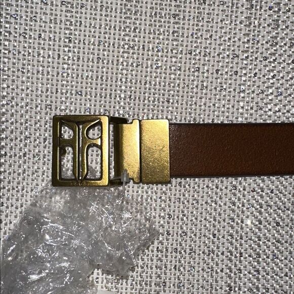 FRYE L Tan Brown Reversible Twist Gold Tone Hardware Pin Hole Leather Belt Frye | Accessories | Frye L Tan Brown Reversibletwist Gold  main image 3